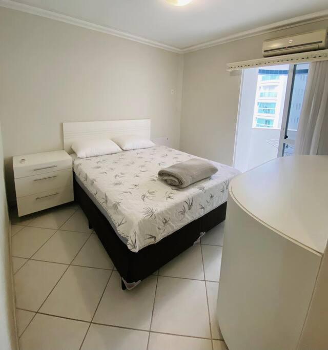 Apto A 100M Da Praia Central Balneário Camboriú Екстериор снимка